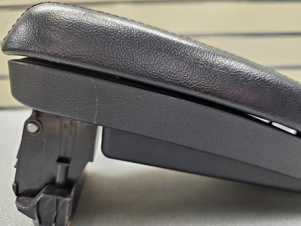 🔥2010-2013 Kia Forte Koup Center Console Leather Lid Arm Rest Storage Black OEM