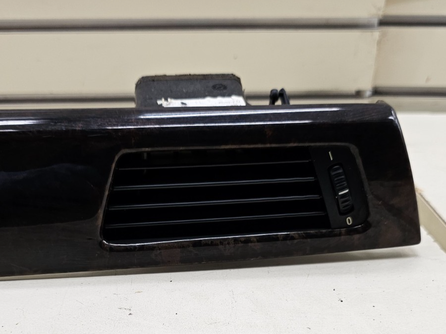 06-13 BMW E90 E92 FRONT RIGHT PASSENGER DASH TRIM PANEL VENT WALNUT WOODGRAIN
