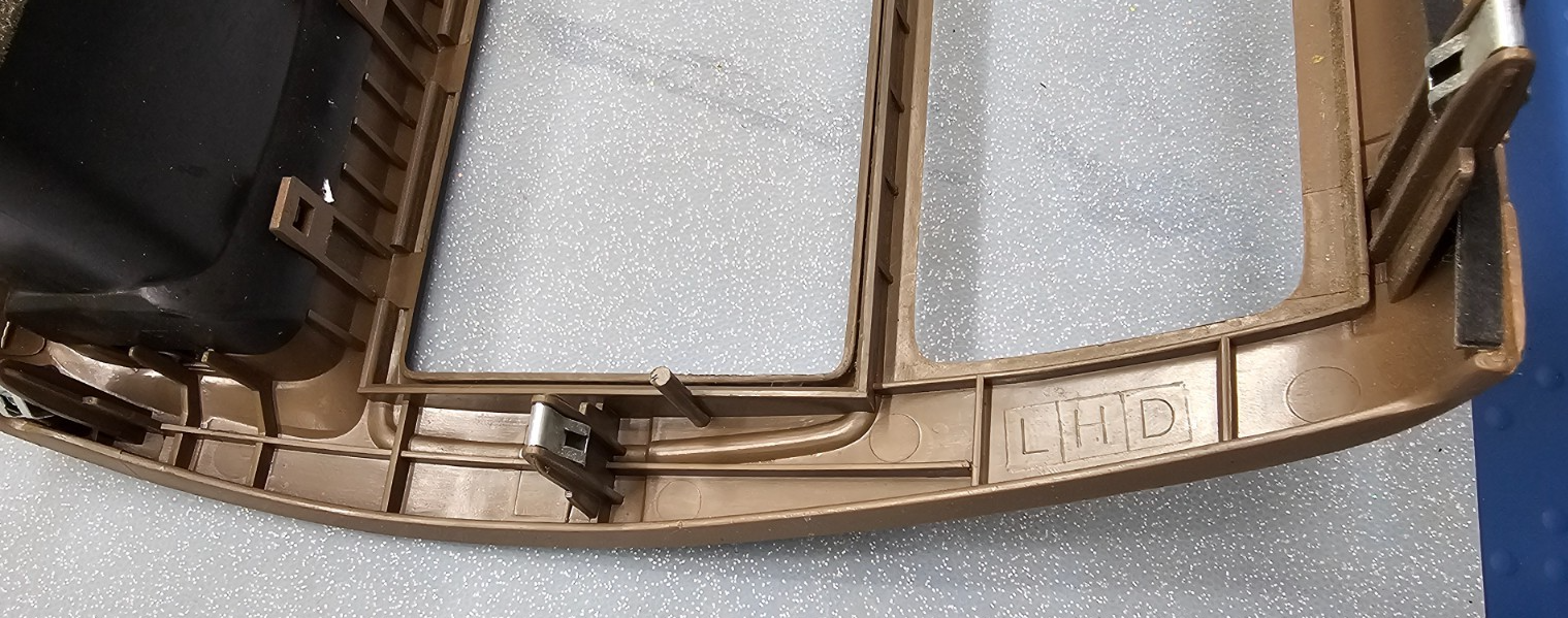 🔥95-99 Toyota Avalon Dash AM FM Radio Display Stereo Bezel Trim Panel DK TAN