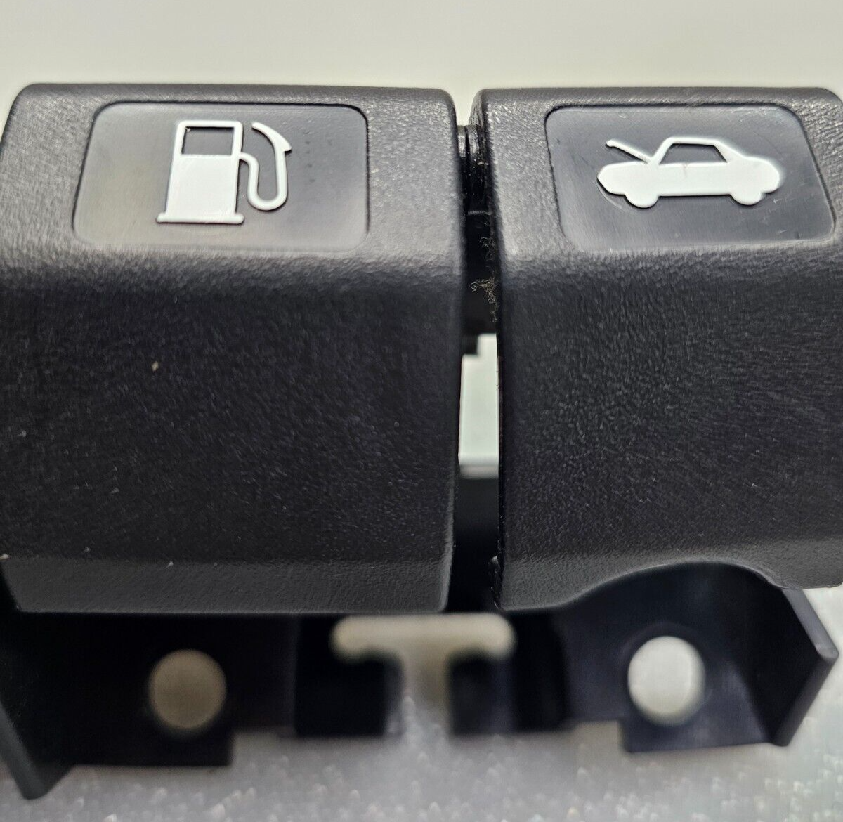 🔥2008-2011 NISSAN VERSA HOOD FUEL TANK RELEASE BUTTON LEVER HANDLE OEM