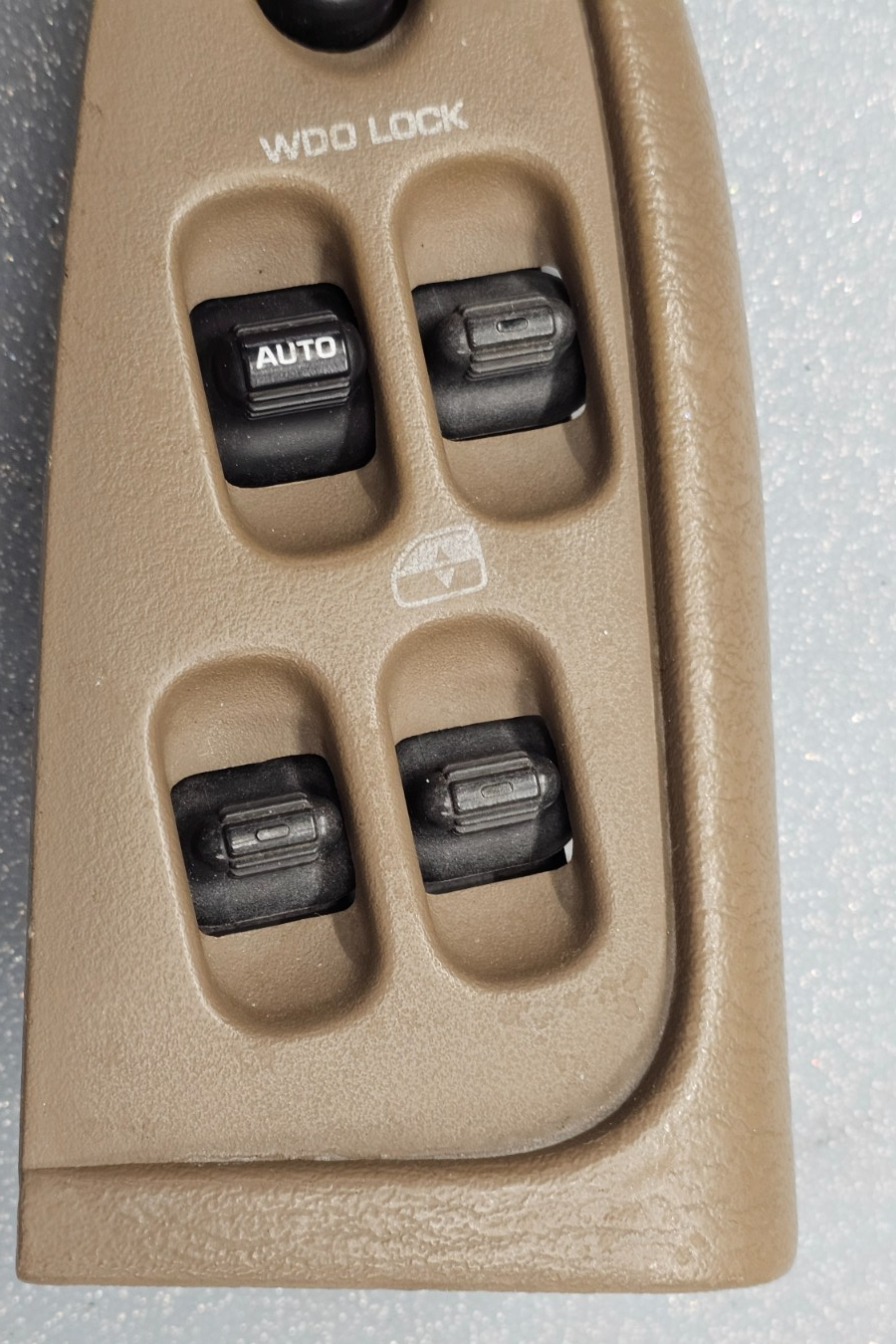 🔥98-04 Chrysler 300M Left Driver Master Door Power Window Switch Lock Tan OEM