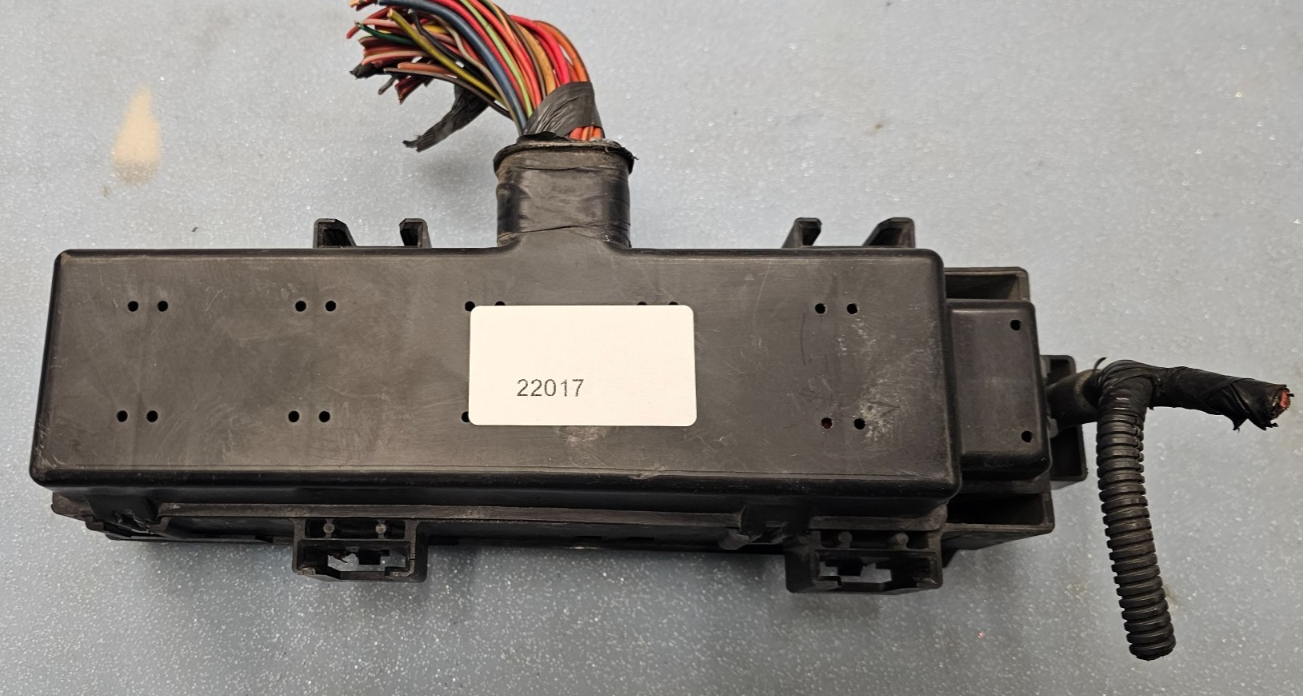 🔥2007 Chrysler Aspen Dodge Durango Engine TIPM Fuse Box Power Module OEM