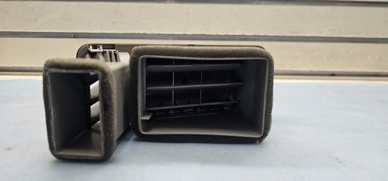 🔥08-12 Escape Dash Left Driver Master AC A/C HVAC Air Vent Heater Panel Gray