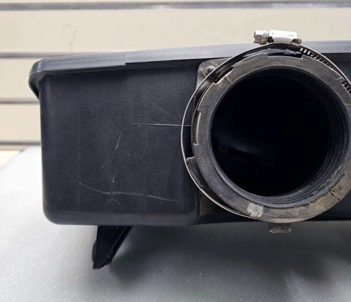 06-07 Jeep Commander Grand Cherokee 4.7L V8 Air Box Resonator OEM/JC