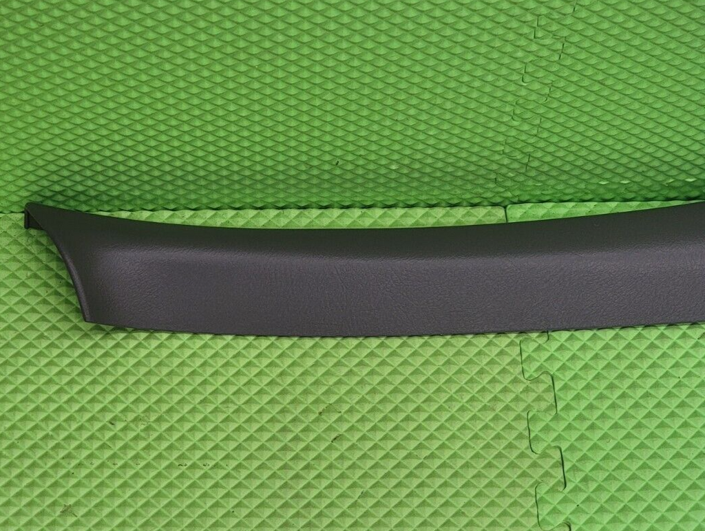 🔥02-09 CHEVY TRAILBLAZER PASSENGER PILLAR TRIM PANEL COVER ASSEMBLY OEM Black