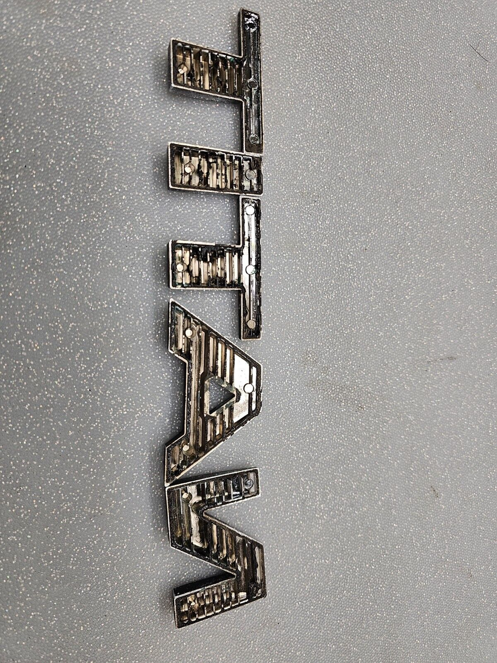 🔥04-15 Nissan Titan Trunk Rear Emblem Letters Badge Decal Name Plate Original