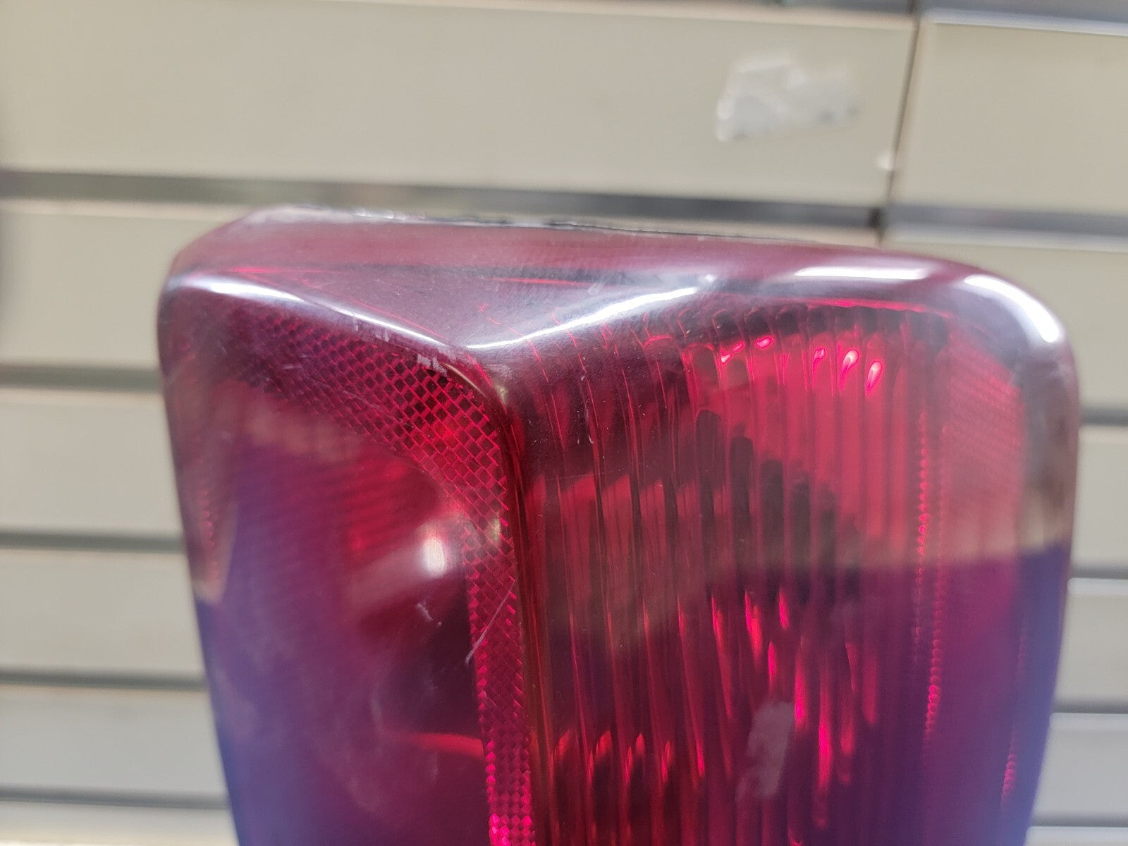 🔥02-06 Cadillac Escalade Passenger RH Right Rear Tail Light Lamp (Tested) Notes