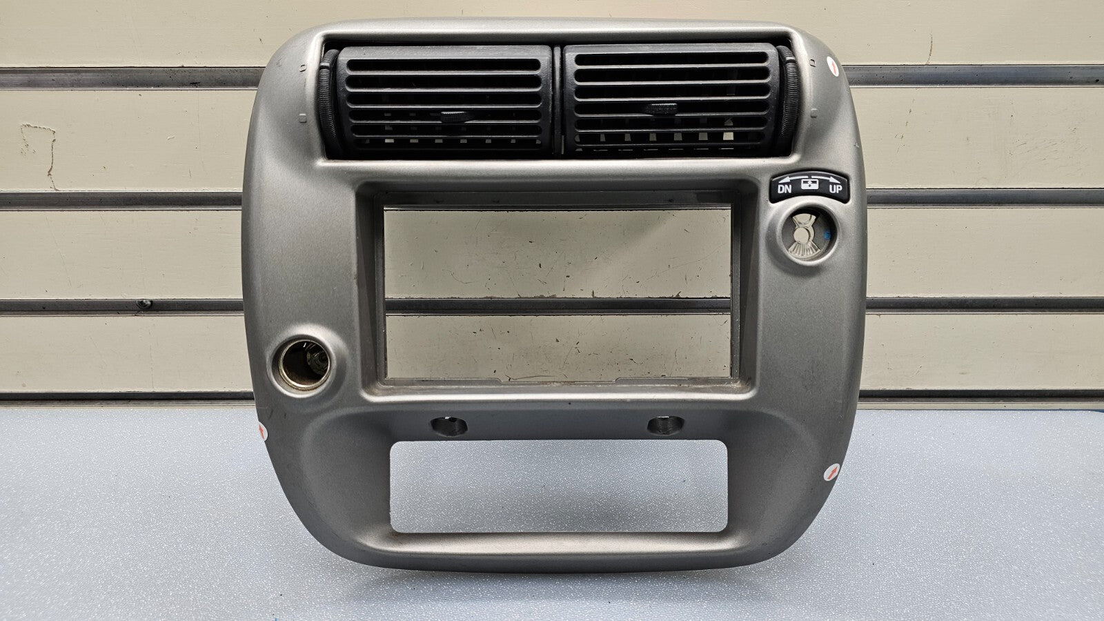 95-10 Ford Ranger EXPLORER Center Dash Radio Trim Surround Bezel Trim SILVER B2