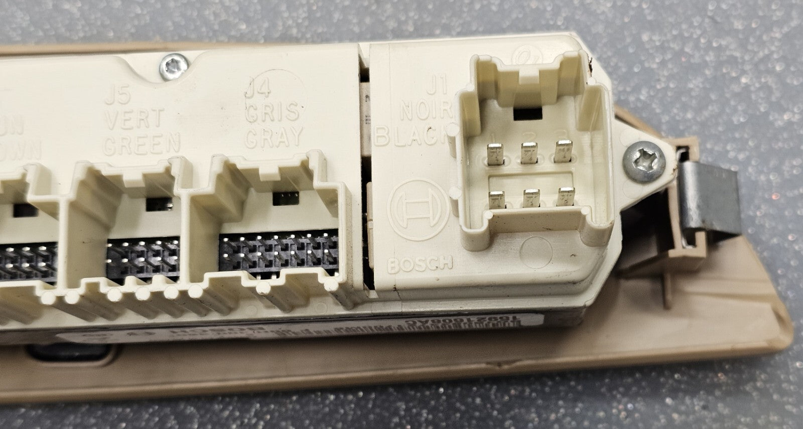 🔥06-11 Buick Lucerne Front Right Passenger Power Window Switch Assembly Tan OEM