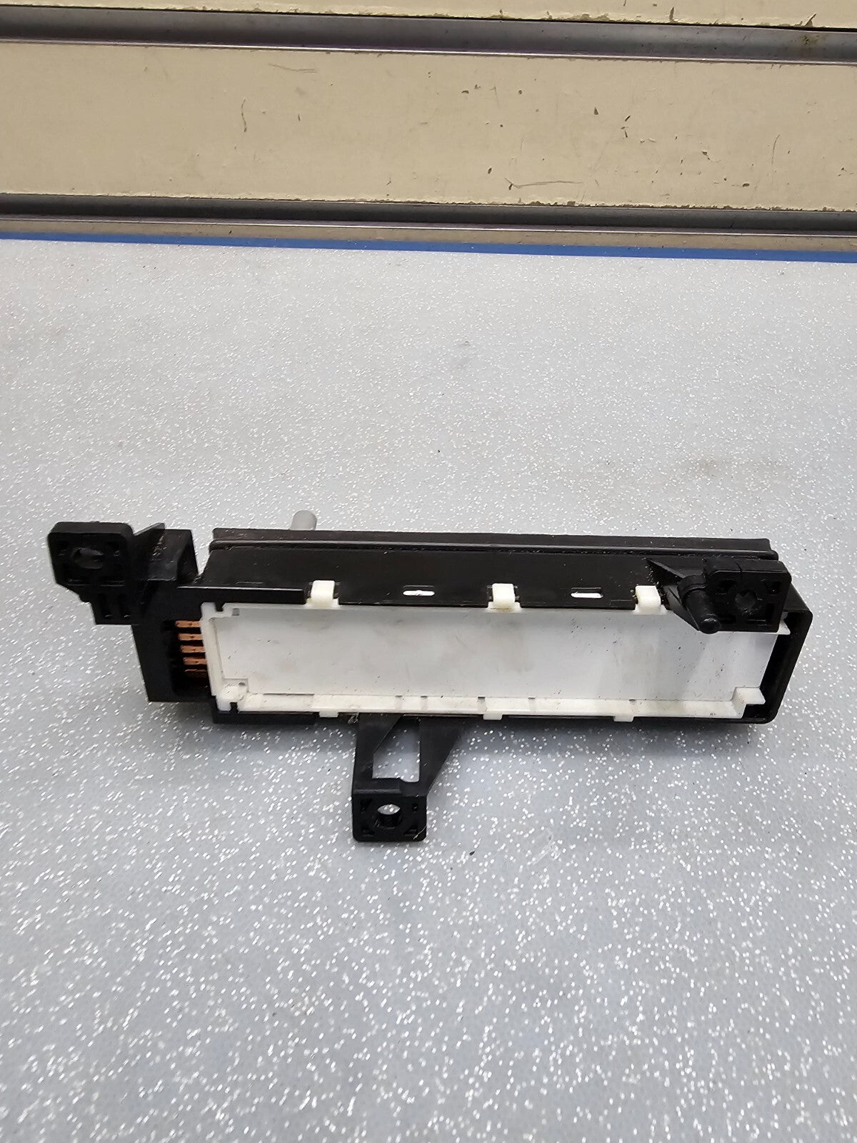 07-14 Tundra 09-16 Venza Power Left Driver Seat Switch Adjustment Regulator OEM