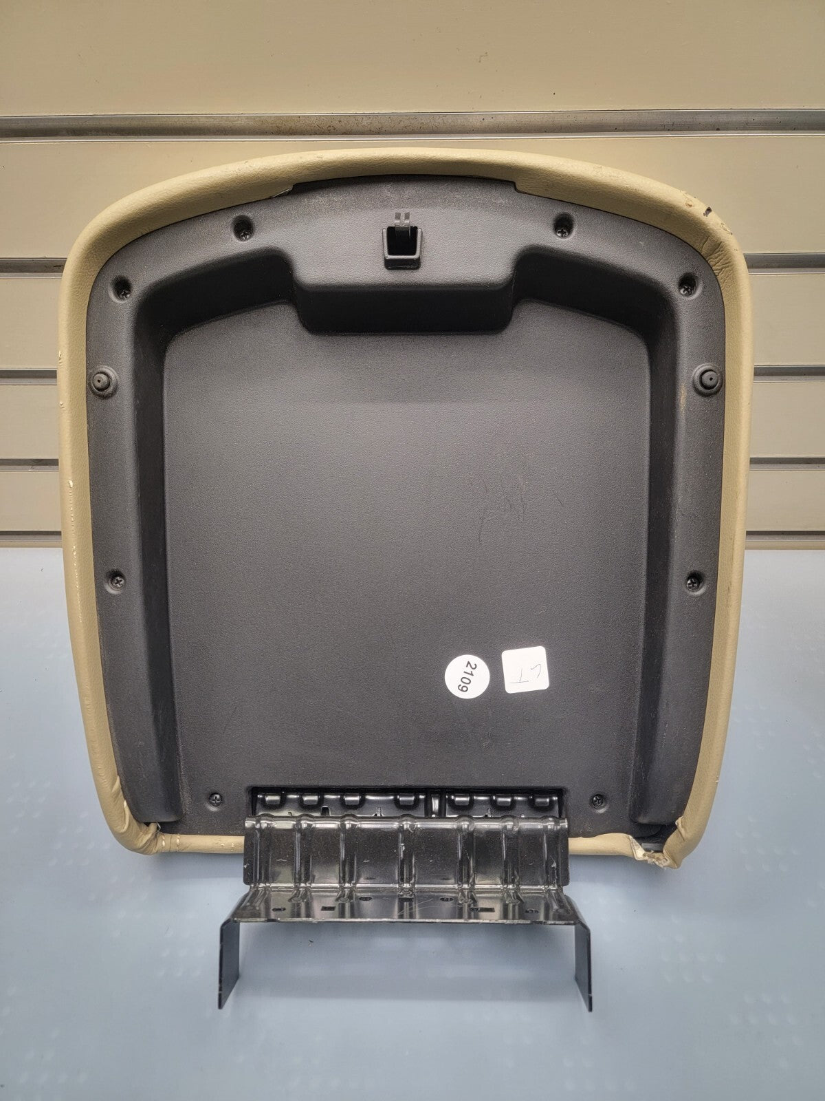 🔥07-13 Chevy Tahoe Suburban Leather Console Lid Armrest Cover LIGHT TAN JS5