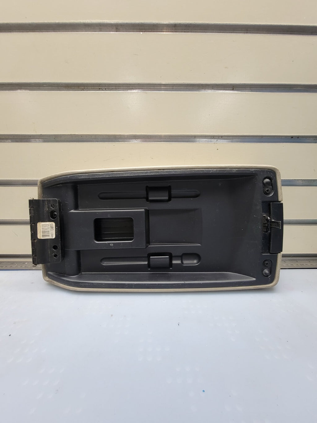 🔥05-07 Chrysler 300 Dodge CHARGER Center Console ARMREST Lid Cover LIGHT TAN