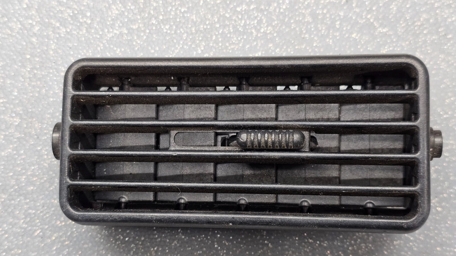 🔥05-07 FORD FOCUS CENTER DASH A/C AC HVAC AIR VENT HEATER PANEL BLACK