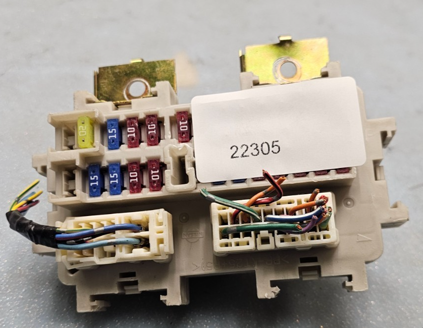 🔥04-11 Armada Titan Infiniti QX56 Interior Cabin Fuse Box Relay Junction BCM