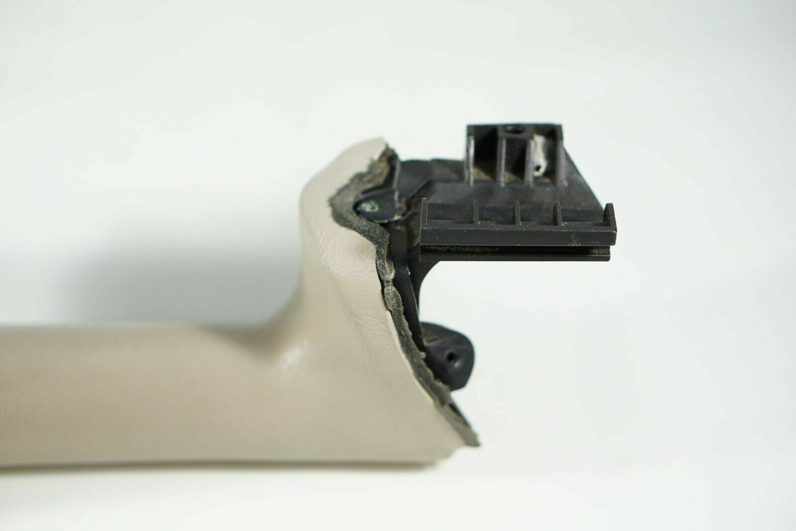 🔥99-02 Chevrolet GMC Silverado Tahoe FrontRight Door Armrest Handle LightTan H1
