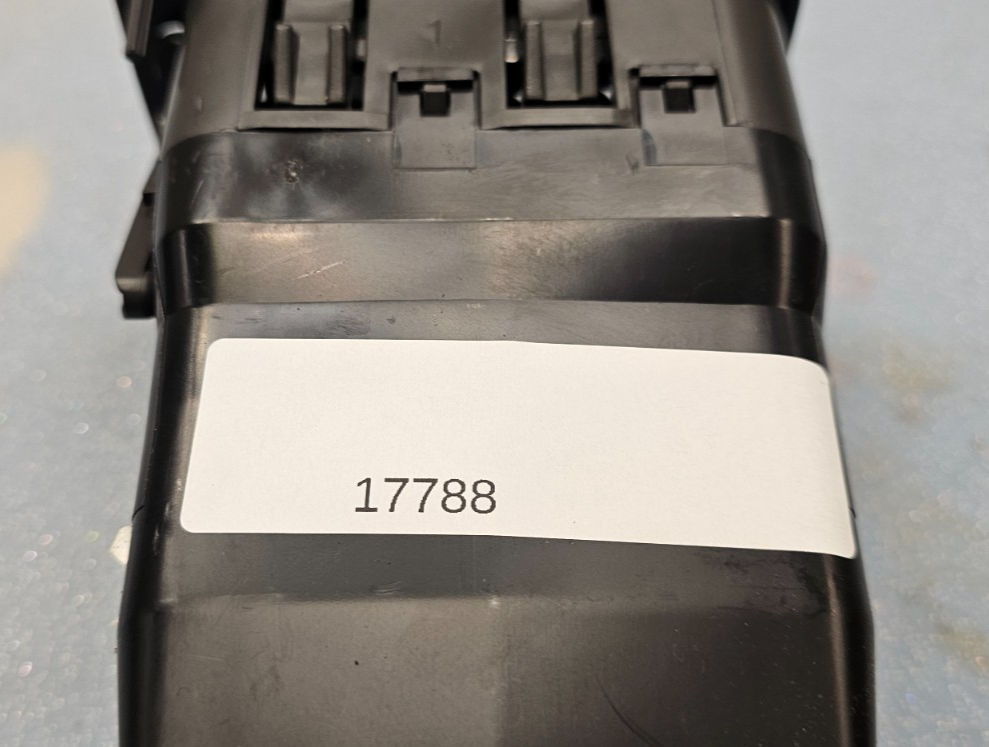 🔥99-06 Silverado Tahoe Dash Right Passenger Air Vent A/C AC HVAC Heater Black