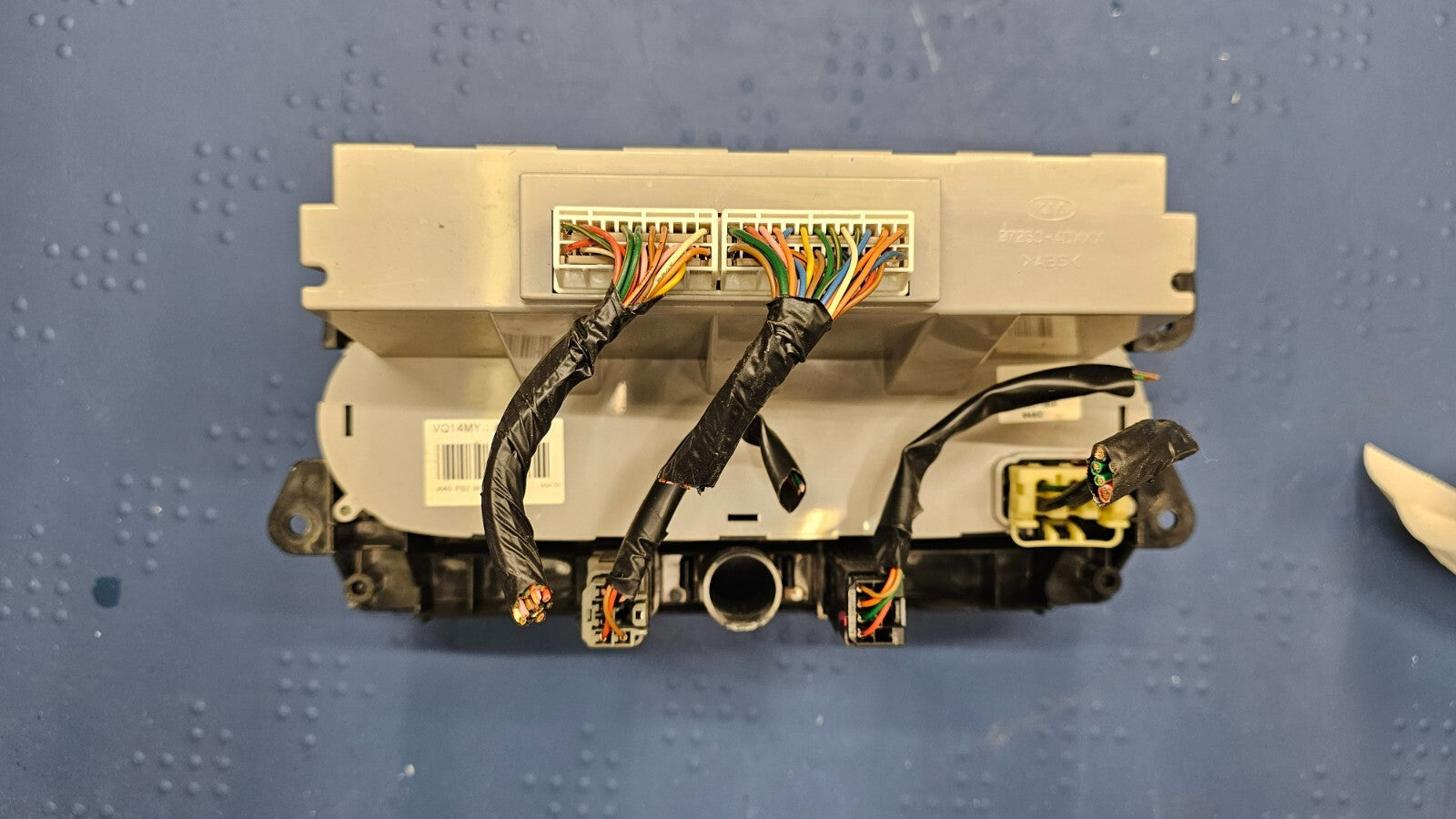 🔥06-14 Kia Sedona Dash Mounted A/C Heat Manual Temperature Climate Control