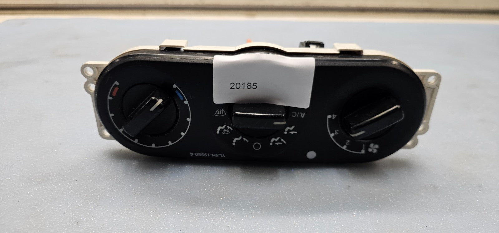🔥01-07 Escape Mariner Dash AC Heater Climate Temperature control Conditioner