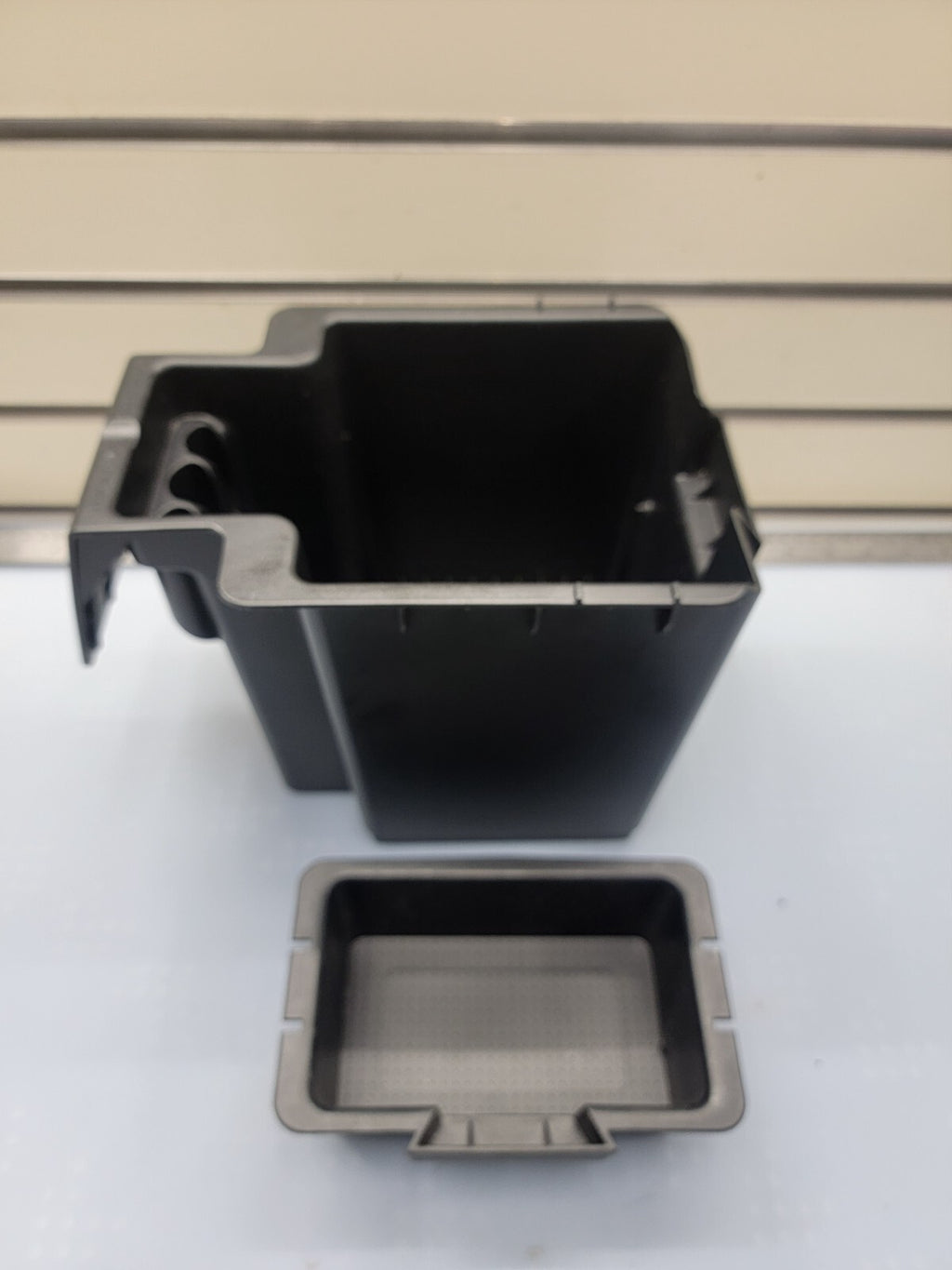 08-12 FORD ESCAPE/MERCURY MARINER CENTER CONSOLE STORAGE BIN BOX CUBBY OEM/FE