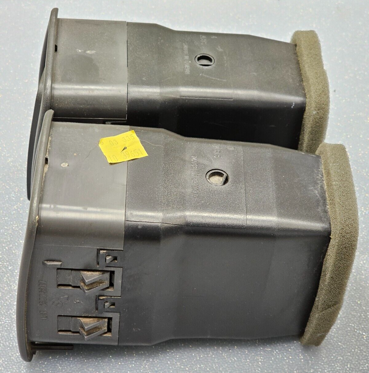 🔥99-06 Silverado SIERRA Dash A/C Heater AIR VENT Passenger Right DG Q=2 VT11