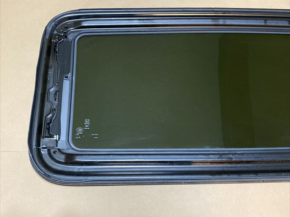 🔥05-08 Honda Pilot Front Upper Sun Roof Moon Roof Top Window Glass OEM