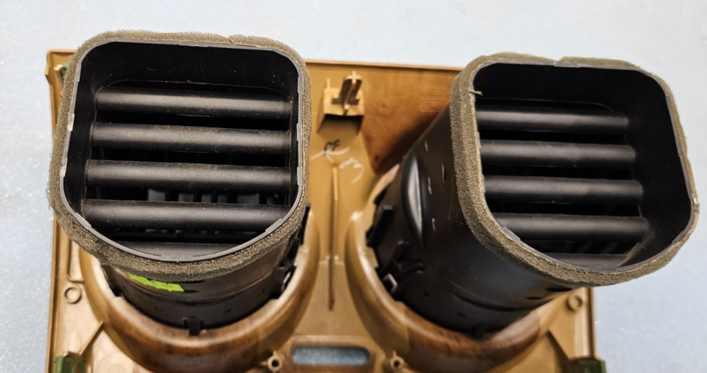 🔥08-09 FORD Taurus X freestyle Center Dash AM FM Radio Climate Bezel Trim wood