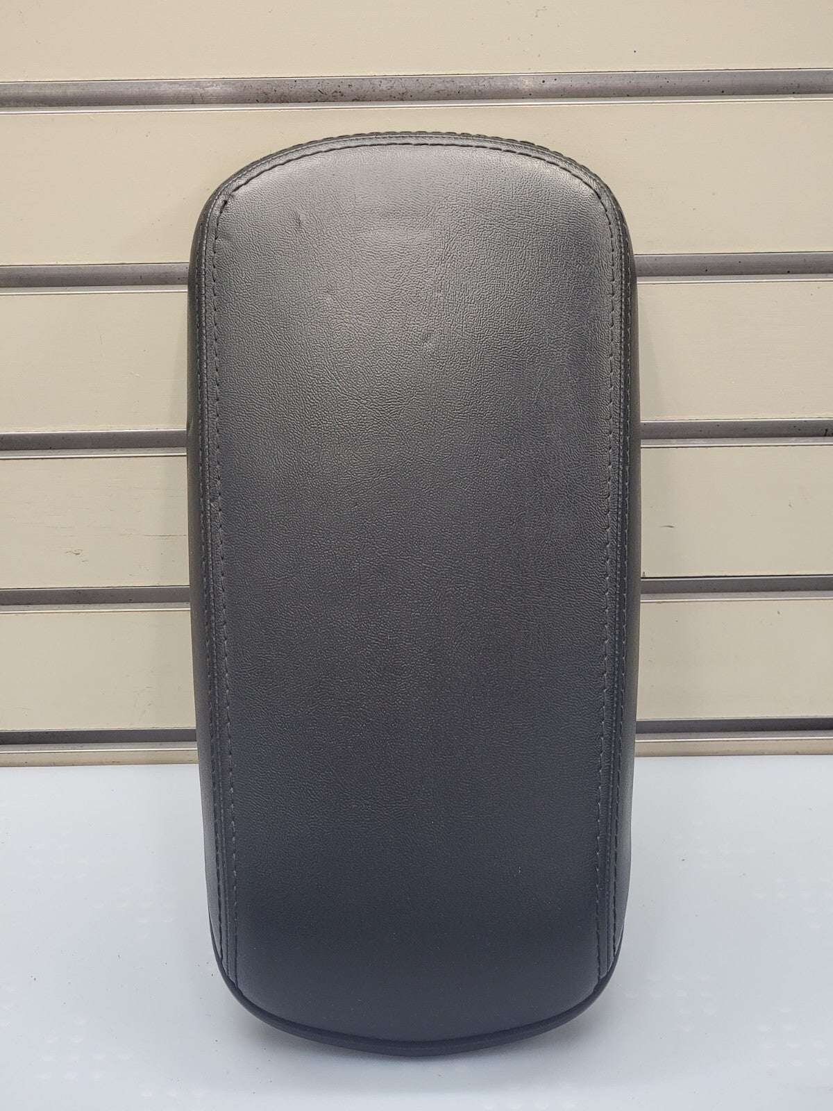 🔥2011-2014 CHRYSLER 200 DODGE AVENGER CENTER CONSOLE LID ARM REST BLACK