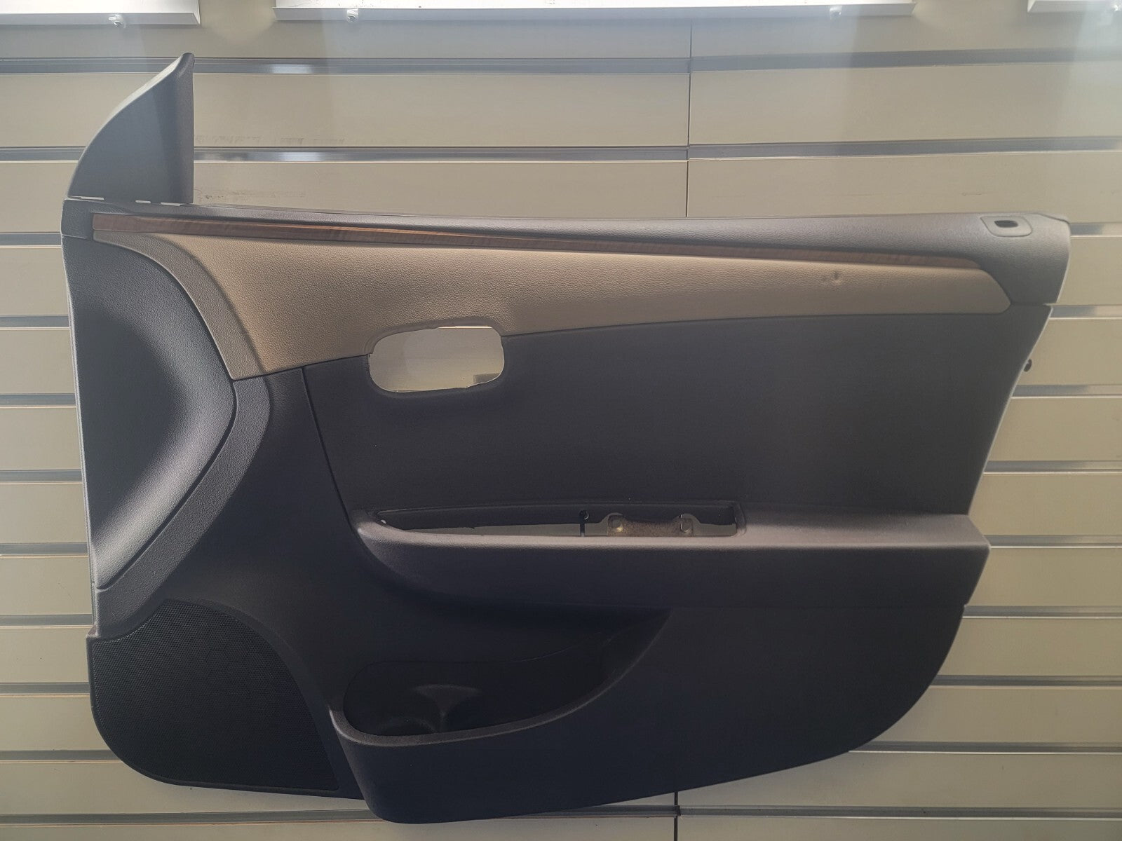 🔥08-12 Chevy MALIBU Front Door Interior Trim Panel RIGHT Black