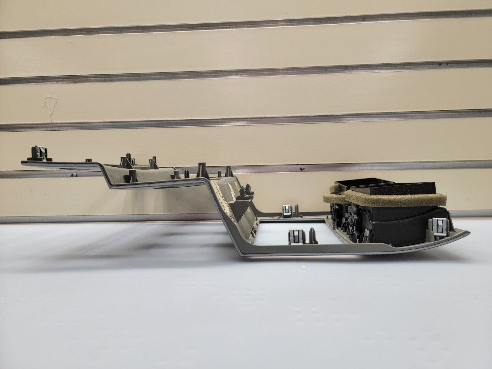 🔥2007-2012 Dodge Nitro Dash Radio Trim Bezel Silver W/ CLIMATE CONTROL SILVER