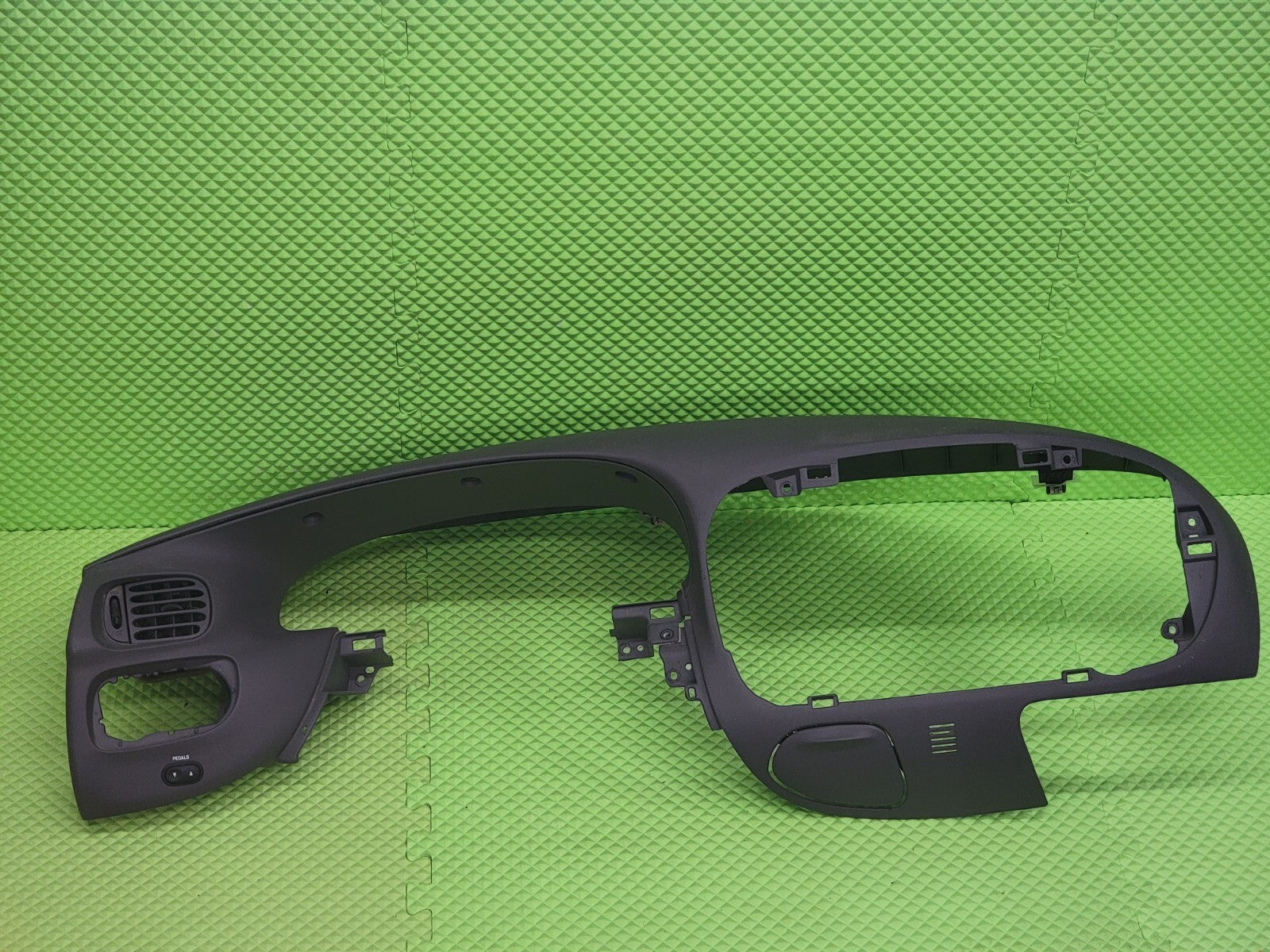 🔥97-03 Ford F150 EXPEDITION Upper DASH PAD Dashboard Panel Bezel Trim Gray DP2