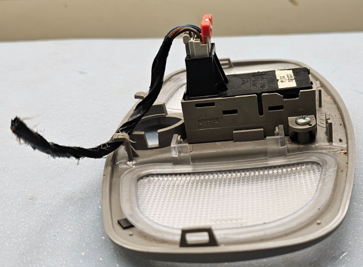 🔥02-09 Saturn Vue Torrent Equinox Overhead Console Dome Light Lamp Sunroof GRAY