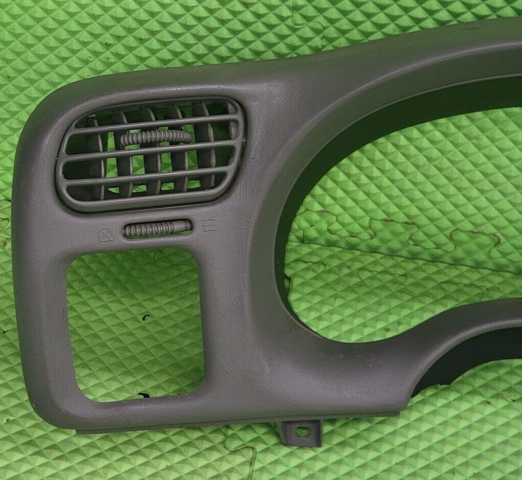 🔥1998-2004 BLAZER S10 JIMMY SONOMA Cluster Dash Radio Bezel GREY C8