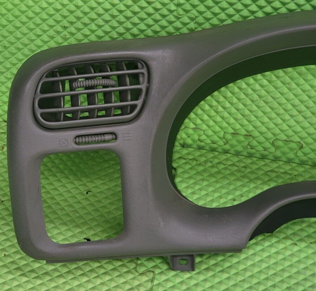 🔥1998-2004 BLAZER S10 JIMMY SONOMA Cluster Dash Radio Bezel GREY C8
