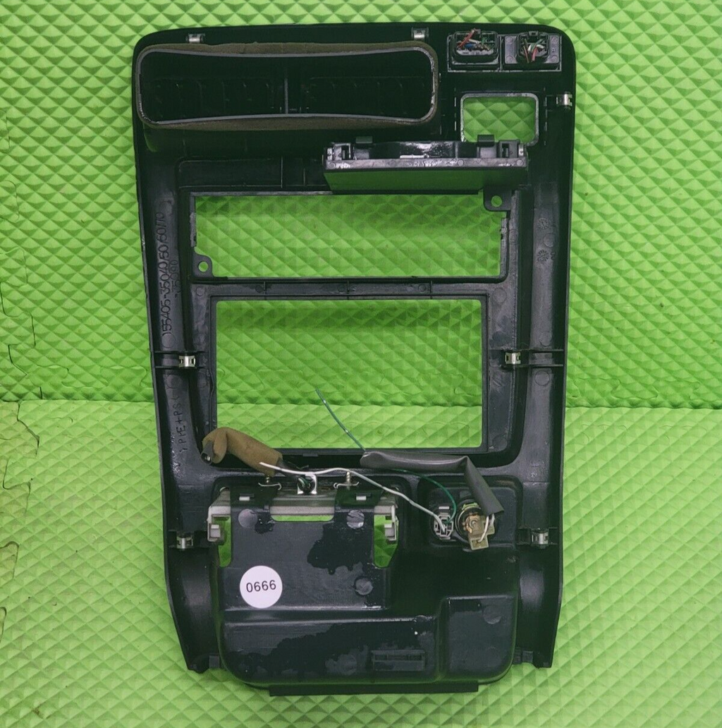 🔥96-99 Toyota 4Runner Center Dash Radio Stereo Display Climate Bezel Black B56