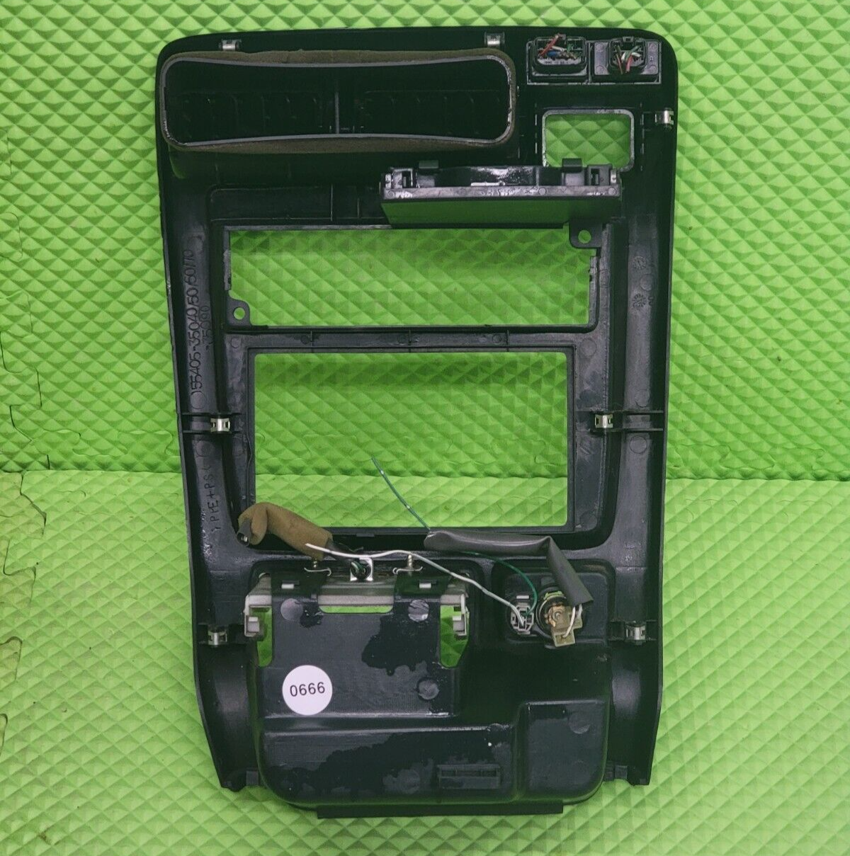 🔥96-99 Toyota 4Runner Center Dash Radio Stereo Display Climate Bezel Black B56