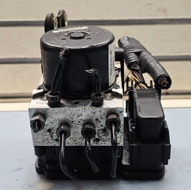 10-11 Ford Focus 2.0L Abs Anti Lock Brake Pump Module Traction Control Assembly