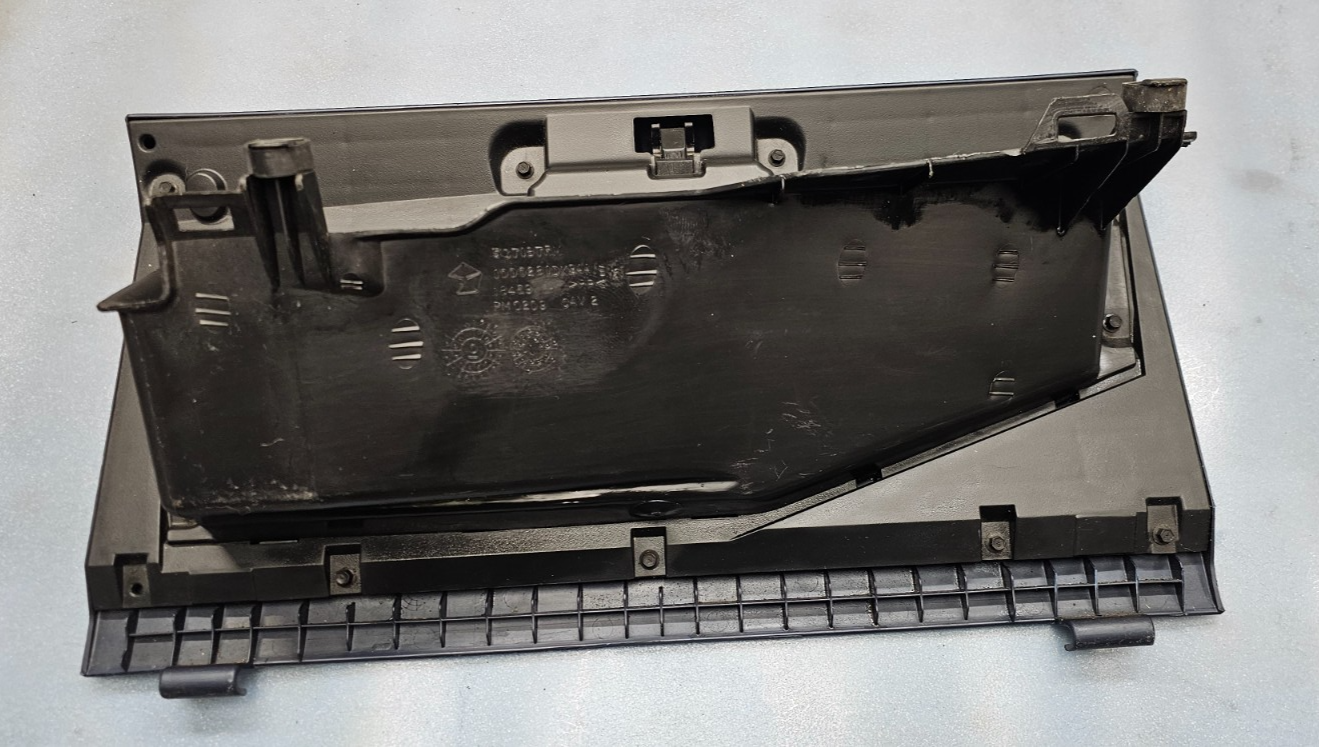 🔥02-05 RAM 1500 2500 Dash GLOVE BOX Storage Compartment Assembly BLACK G22