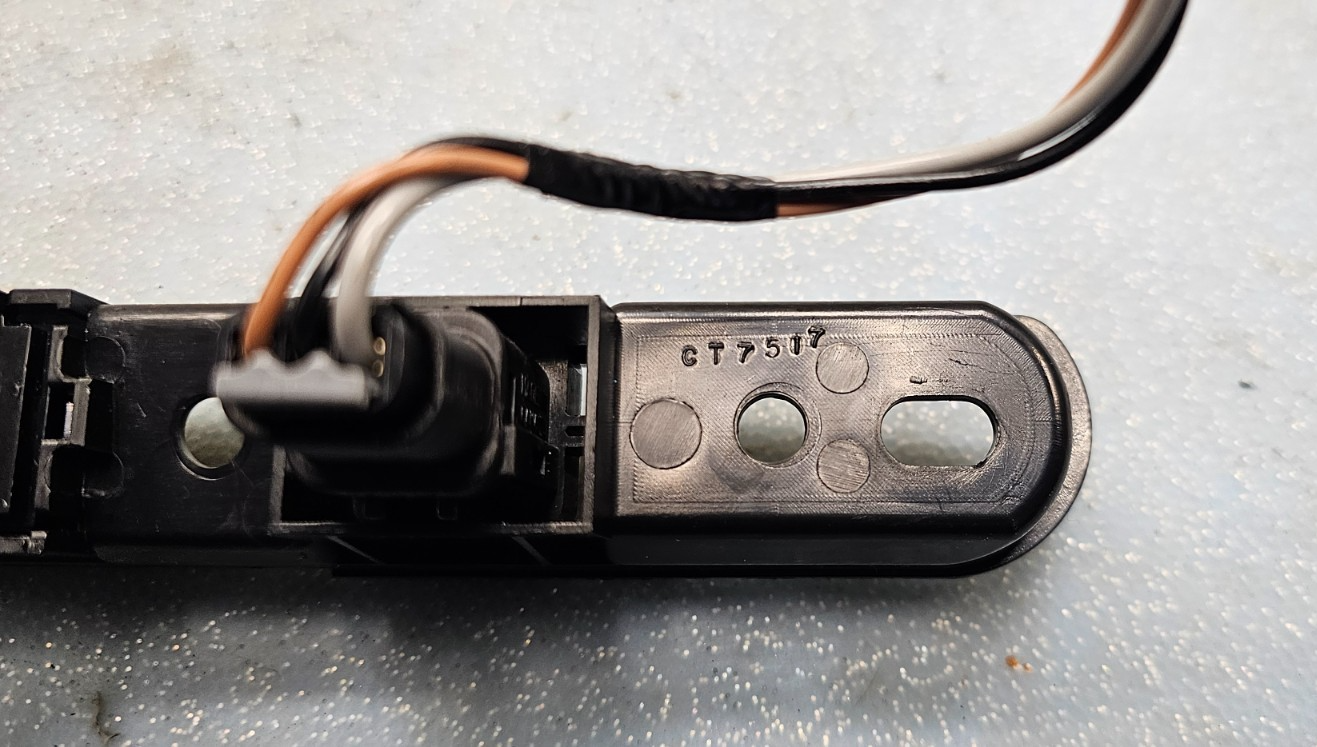 🔥06-24 Acadia Savana Sierra Hazard Light Control Switch Restraint Module PANEL