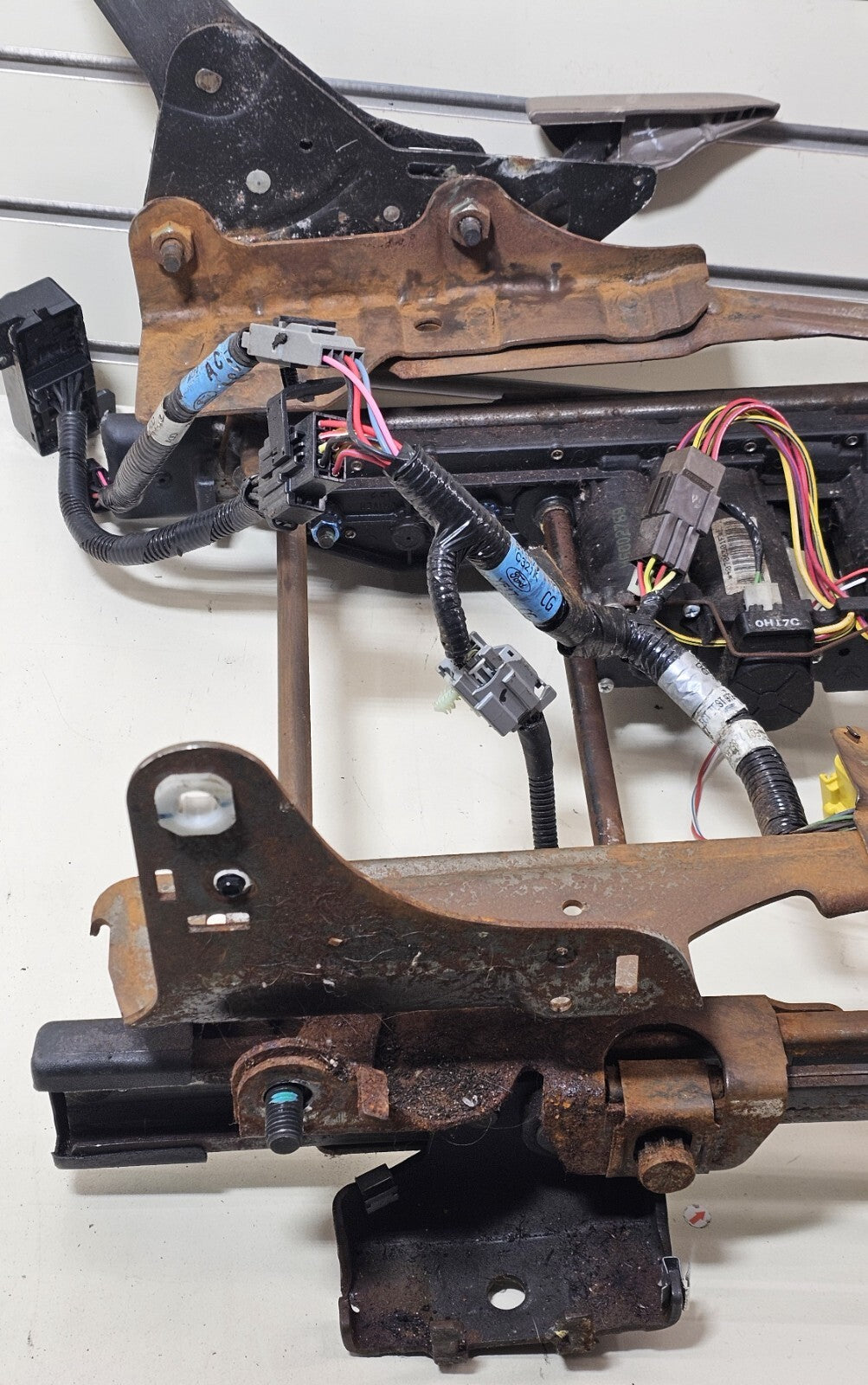 🔥00-07 Ford Taurus 02-05 Mercury Sable Left Driver Powered Seat Track Assembly