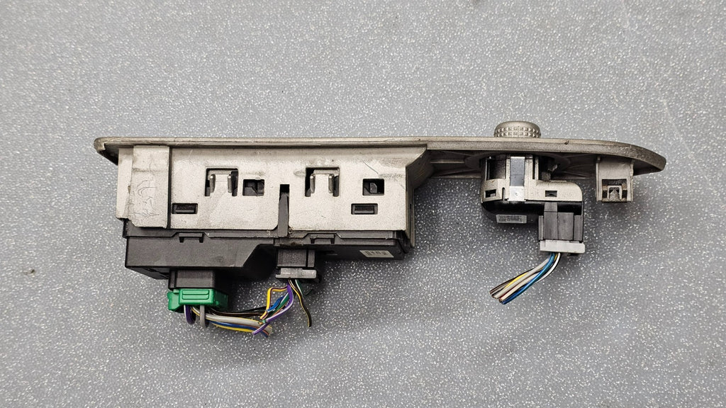 OEM 07-09 Lincoln MKZ Driver's Side Door Master Window Control Switch Silver