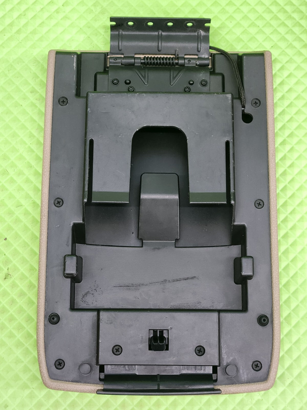 06-09 FORD EXPLORER MERCURY MOUNTINEER CENTER CONSOLE ARM RESTER LID DARK GRAY