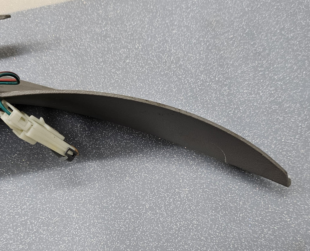 99-06 SILVERADO SIERRA Molding A PILLAR Trim LEFT Driver Speak Light GRAY p3