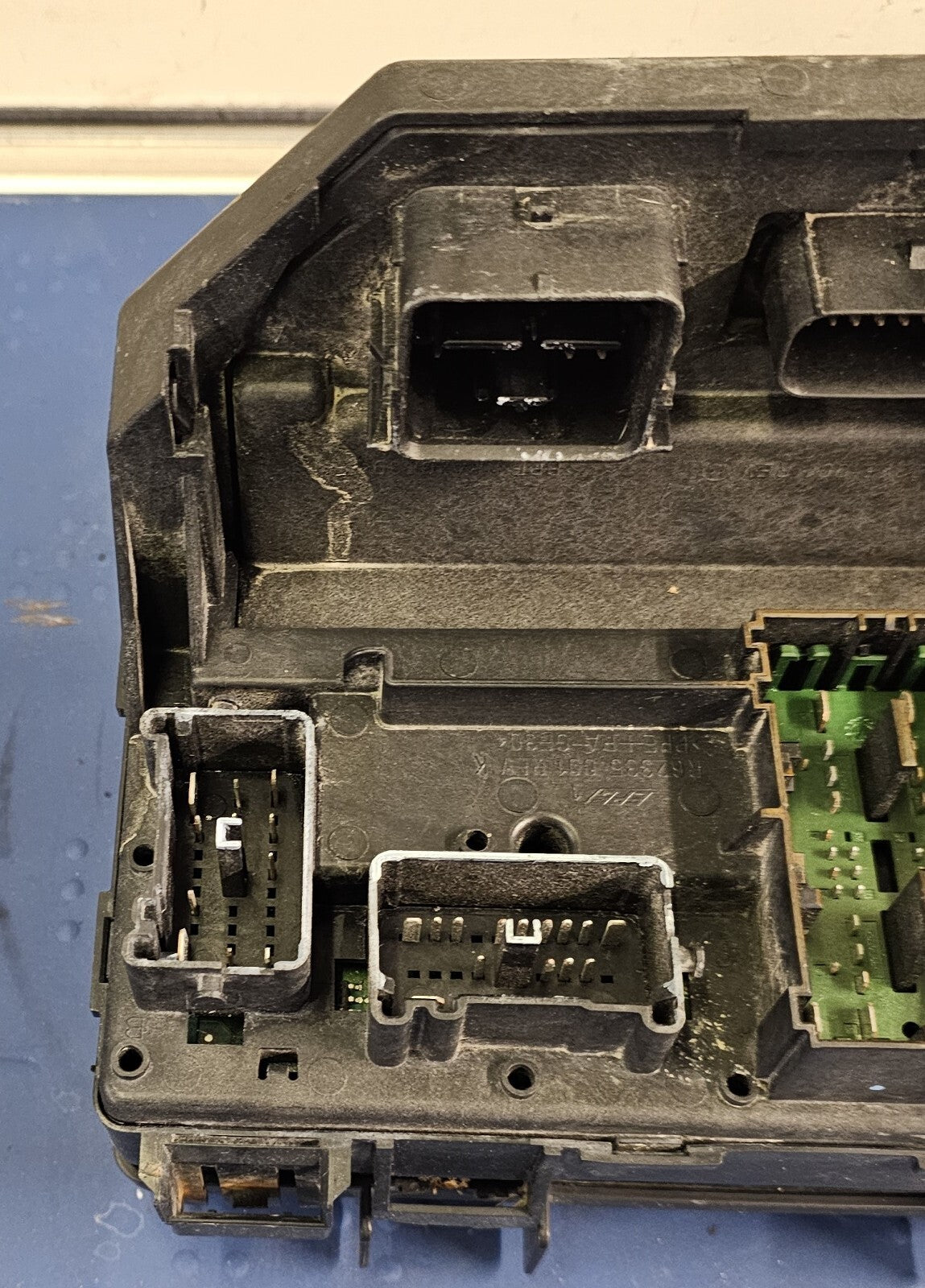🔥2010 Grand Caravan Journey Town Country Fuse box TIPM Power Module Relay OEM