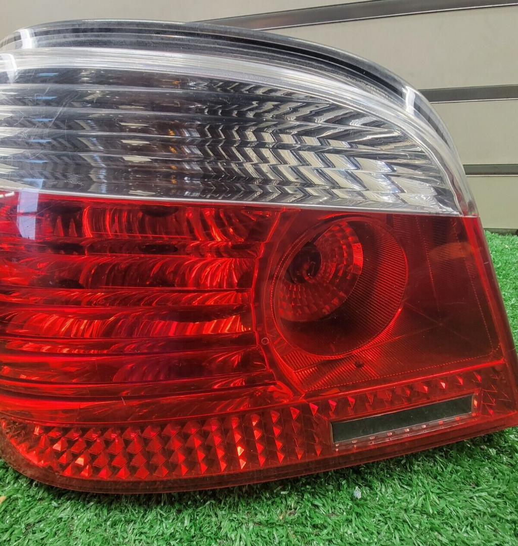 🔥04-07 BMW 525i 530i 550i Left Driver Side Tail light Lamp Assembly Chrome OEM