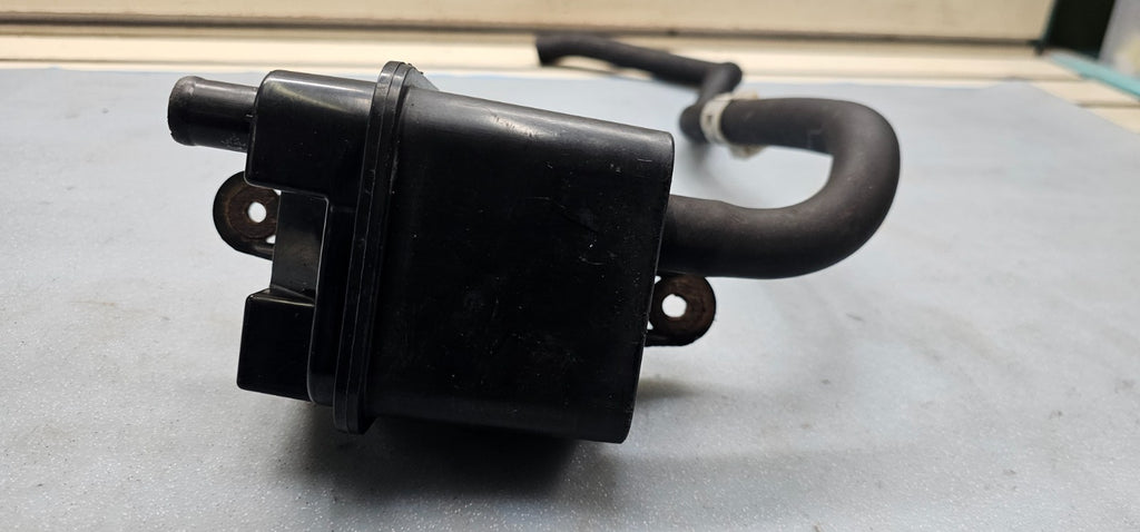 🔥98-02 ACCORD 4 CYLINDER FUEL VAPOR CHARCOAL EVAP EMMISION CANISTER ASSEMBLY