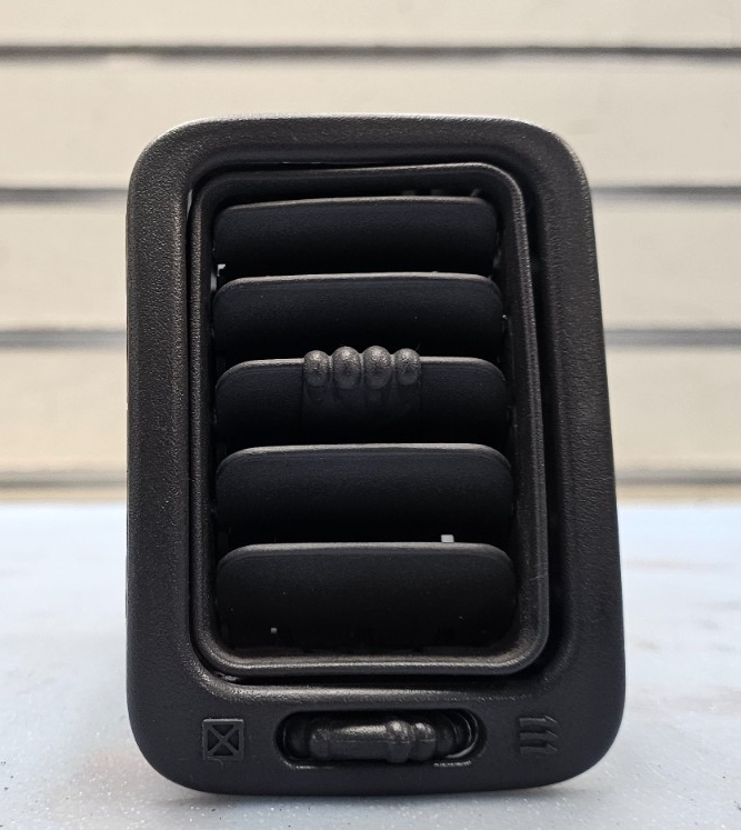 🔥99-06 Silverado Tahoe Dash Right Passenger Air Vent A/C AC HVAC Heater Black