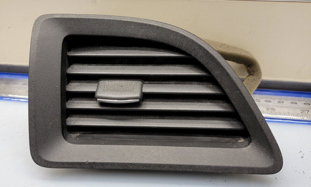 🔥08-12 Chevy MALIBU Dash A/C Heater AIR VENT Front left Driver Side Black VT46
