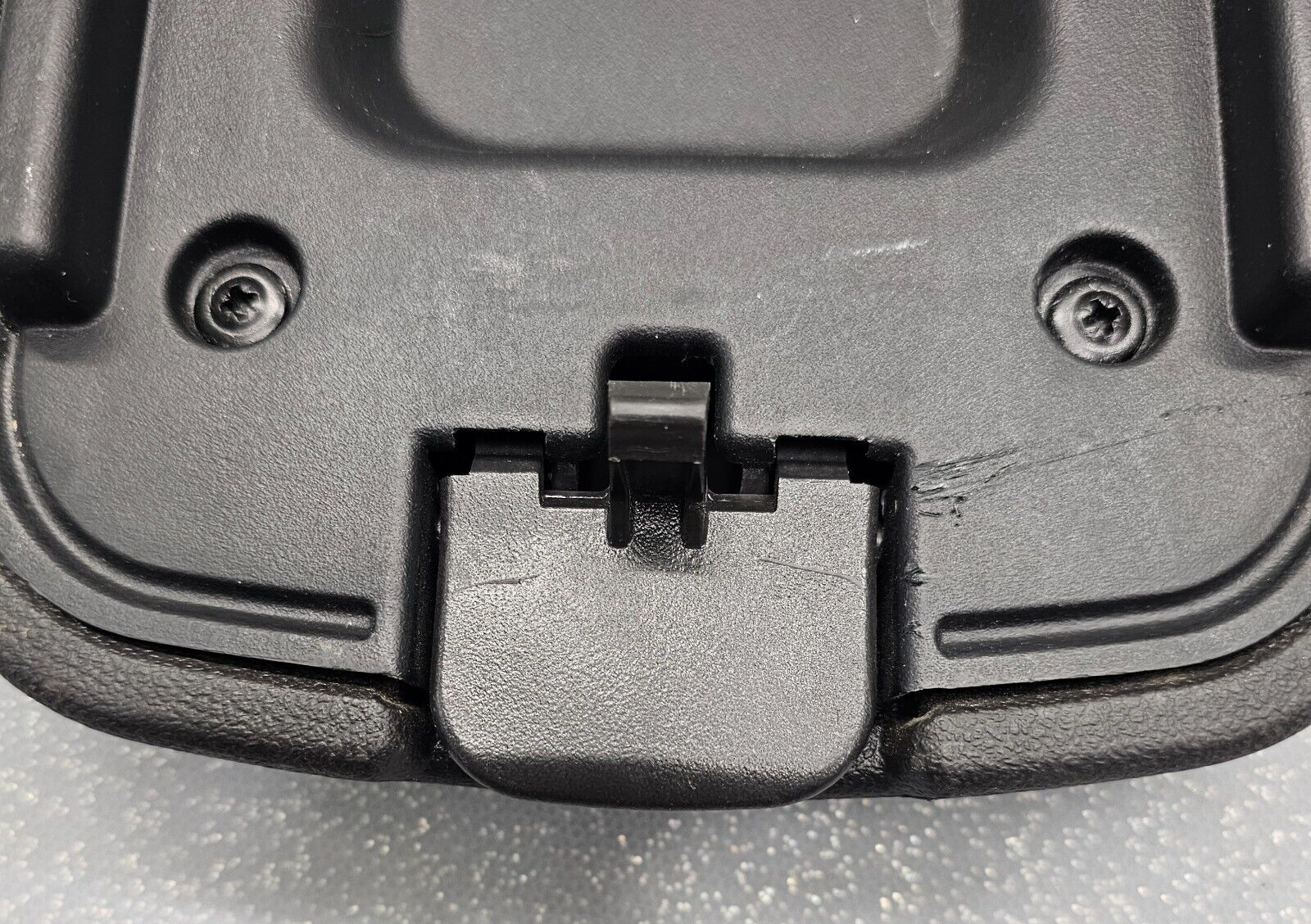 🔥05-10 Pontiac G6 Front Center Console Lid Arm Rest Top Pad Leather Black OEM