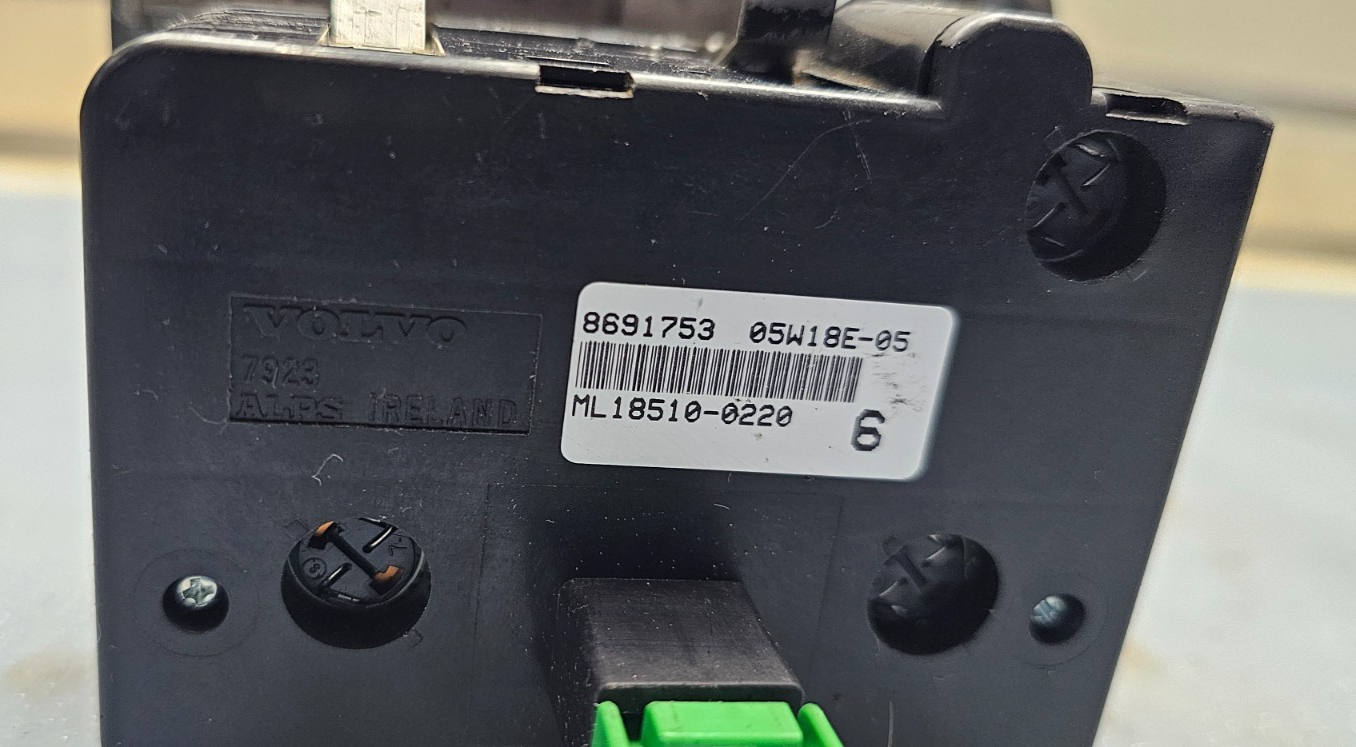 🔥04-09 Volvo S60 XC70 V70 Headlight Head light Lamp Control Switch Fuel Black