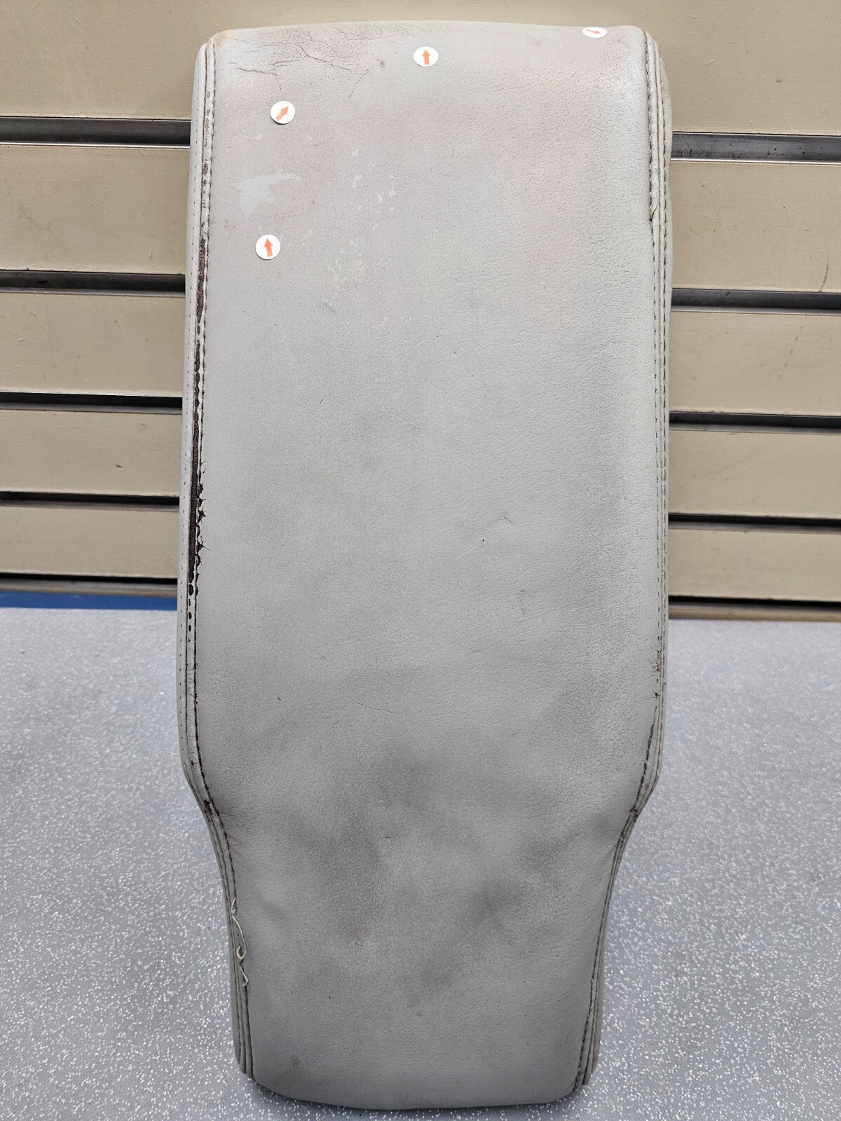 🔥03-11 Town Car Center Console Leather Arm Rest Lid To Pad Cover Storage Gray